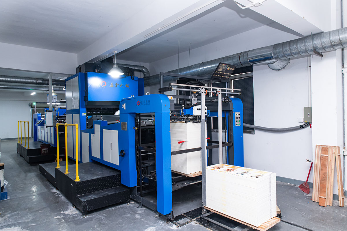 Automatic Folder-Gluing Machine